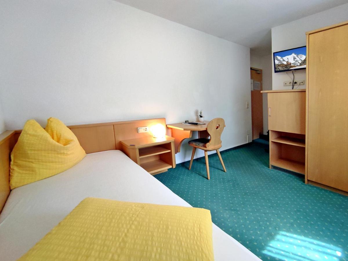 Hotel Wasserfall - Including Summercard Fusch an der Grossglocknerstrasse Exterior foto