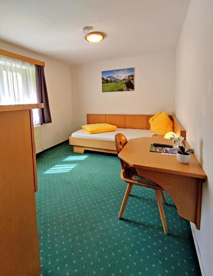 Hotel Wasserfall - Including Summercard Fusch an der Grossglocknerstrasse Exterior foto
