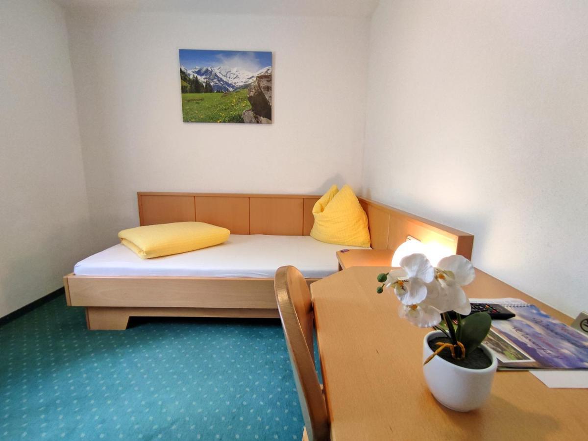 Hotel Wasserfall - Including Summercard Fusch an der Grossglocknerstrasse Exterior foto